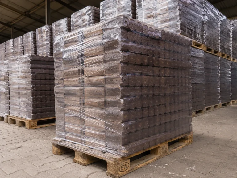 Langzeit-Rindenbriketts – 960-kg-Palette mit 48 Kartons – Produktansicht 1